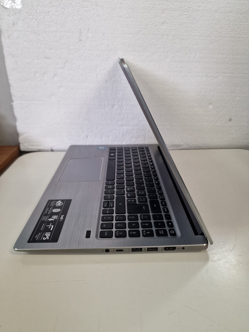USATO ACER SWIFT 3  • Intel Core i5-8250U 16GB 240GB NVME PC Portatile