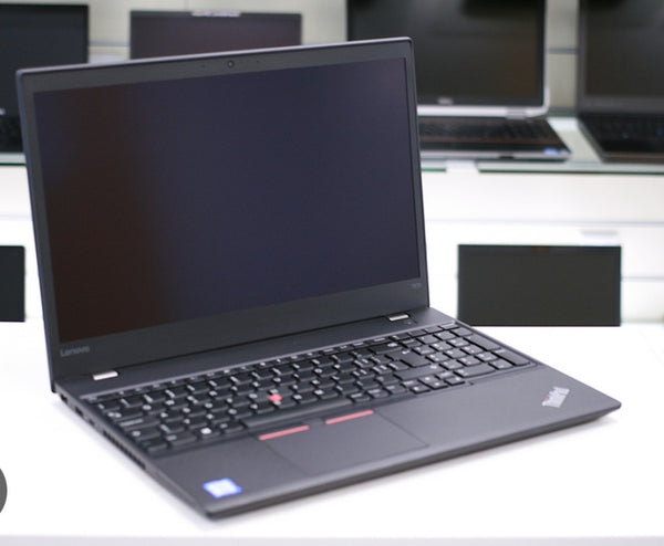 LENOVO THINKPAD T570 • Intel Core i5 GRADO A